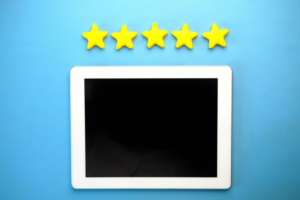Five-star rating graphic representing top-reviewed carpet cleaning companies near Norwalk, CT